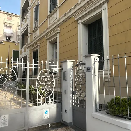 アパート Casa Di Lisa サンレモ